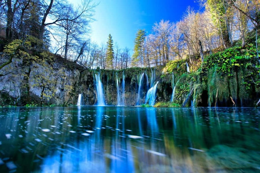 From Zadar: Plitvice Lakes National Park Day Trip +Boat Ride - Entering fast: how the tour organizes your time in the park