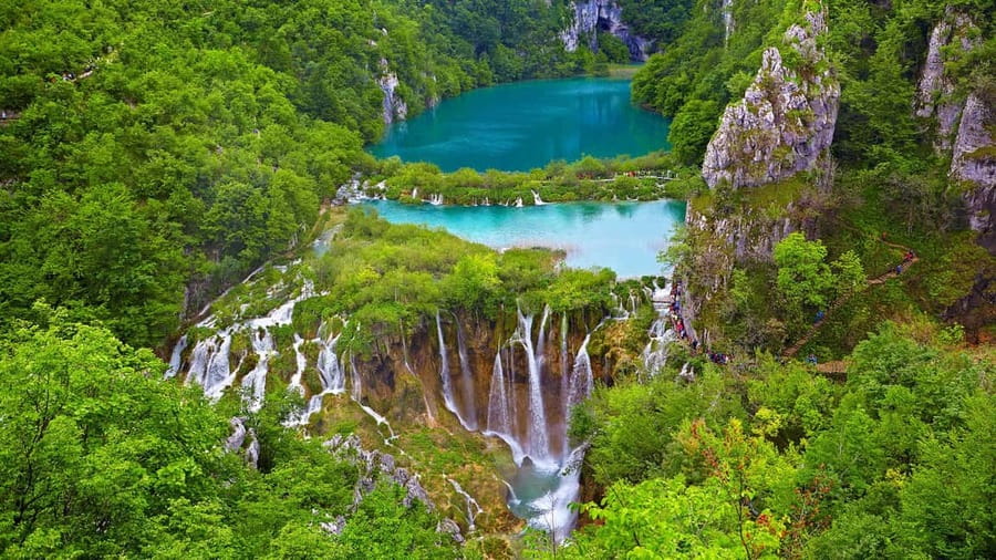 From Zagreb: Plitvice Lakes National Park Full-Day Tour - Entering Plitvice: what your guided walk actually gives you