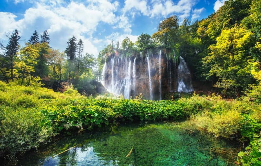From Zagreb: Plitvice Lakes National Park Tour with Tickets - Should you book this Zagreb-to-Plitvice tour?