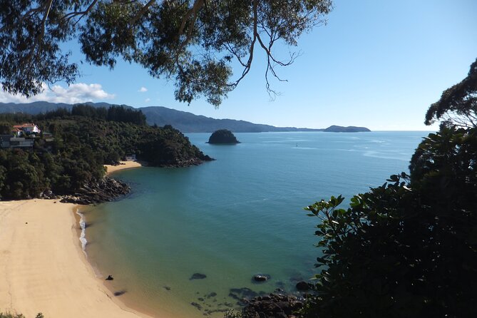 Full-Day Abel Tasman National Park Hiking Tour with Cruise - Nelson pick-up and the Kaiteriteri arrival (8am to 9:15am)
