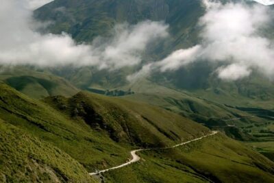 Full-day Cachi and Los Cardones National Park from Salta - Cuesta del Obispo: multiple stops where the road turns into a viewpoint
