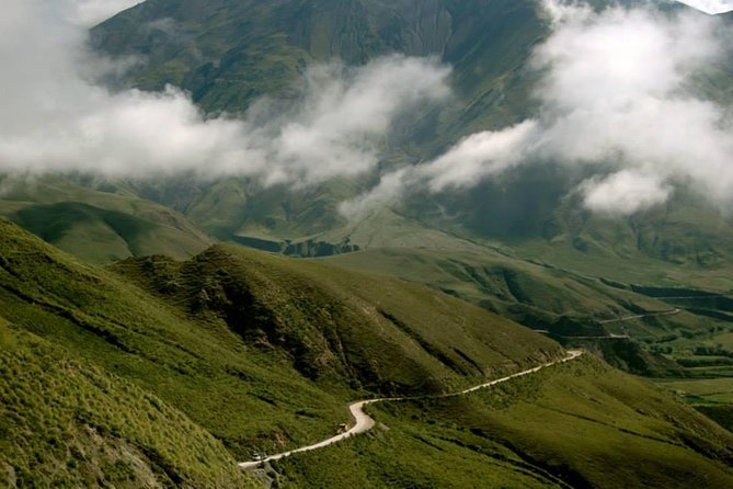 Full-day Cachi and Los Cardones National Park from Salta - Cuesta del Obispo: multiple stops where the road turns into a viewpoint