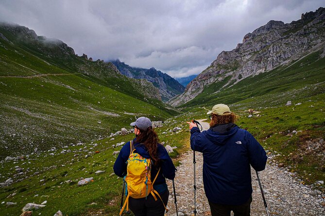 Full Day Hiking in Picos de Europa National Park - Getting to the start: Sotres meeting point plus Ruta del Cares pickup