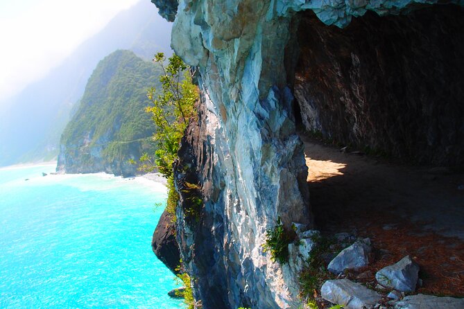 Full-Day Private Taroko National Park Tour from Hualien City - Entering Taroko From Hualien: A Smooth 7:30 Start