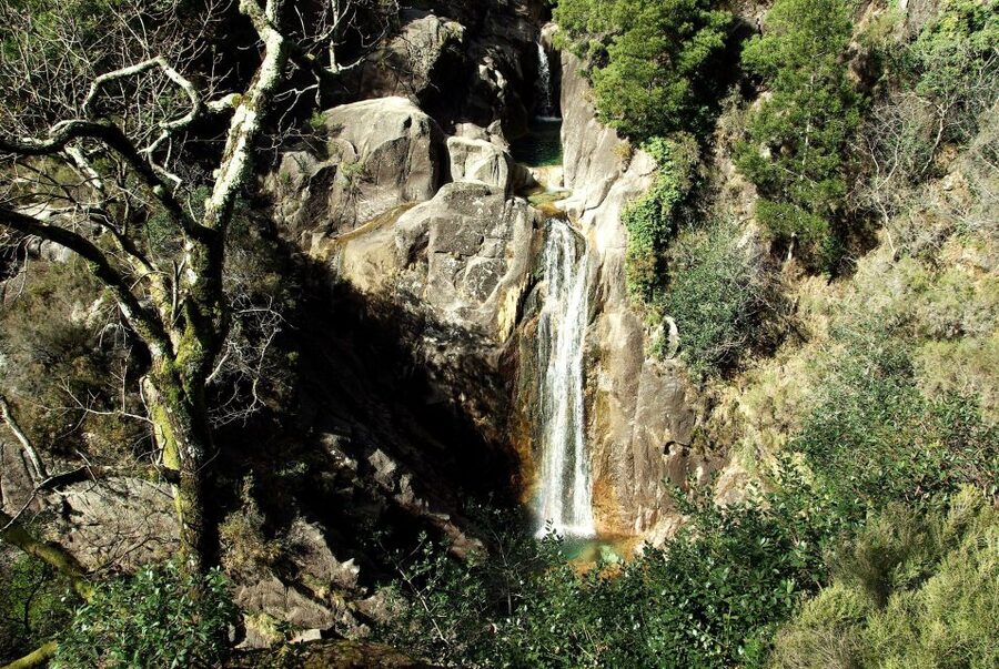 Full Day Tour in Peneda Gerês National Park - Lindoso photo stop: the quick win before the park