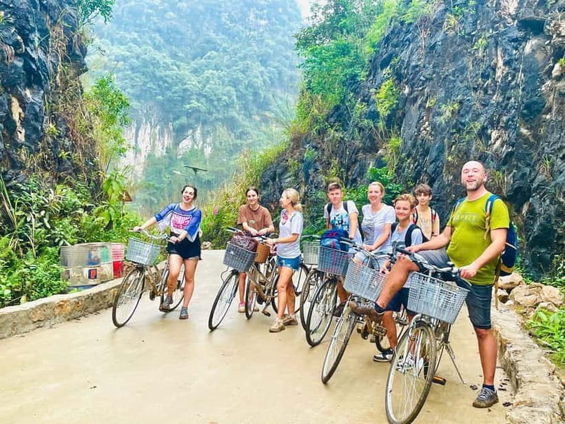 Fullday Trekking in Cat Ba National Park to Viet Hai Village - Lan Ha Bay by boat: limestone islands, then kayaking