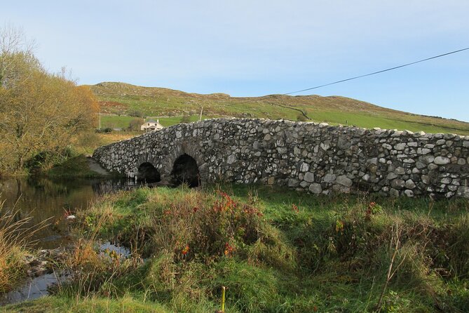 Galway to Connemara National Park Day Tour - Stop 1: Leenane Valley—small town views and quick breaks
