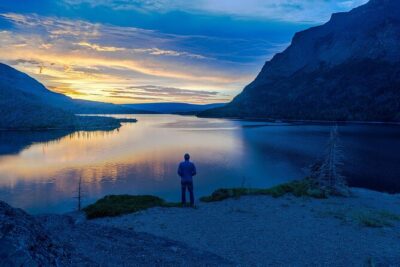 Glacier National Park Going-to-the-Sun Road Self-Guided Tour - Apgar Visitor Center: plan, refill, and jump to the shuttle area