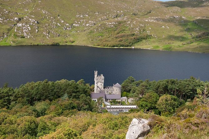 Glenveagh National Park and Gaeltacht Tour - Dunfanaghy: a small fishing-town pause with room for lunch