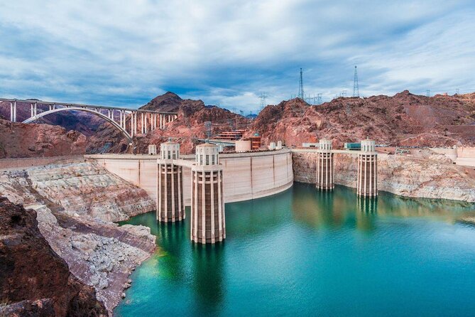 Grand Canyon National Park, Hoover Dam, Route 66 from Las Vegas - The real value: three American legends in one long day