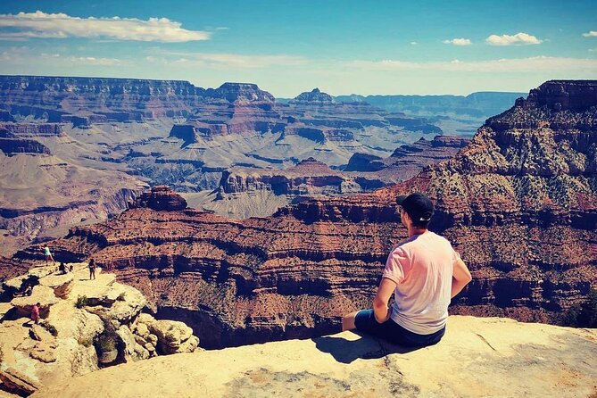 Grand Canyon National Park South from Las Vegas with Lunch, WiFi - Crossing into the park: how the first stop helps you orient fast