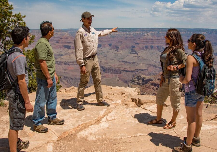 Grand Canyon Village: Grand Canyon National Park Jeep Tour - The Geology, Botany, and Myth-and-Legend Blend