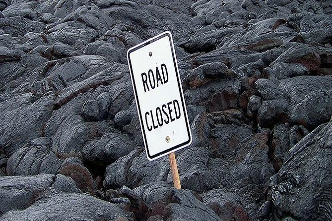 Hawaii Volcanoes National Park Experience Departing from Oahu - Punaluʻu Bake Shop: Lunch That Feels Like a Local Stop
