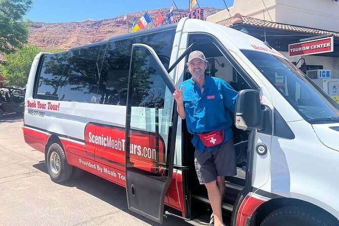 HIGHLY RATED Arches National Park Sightseeing Tour From Moab Utah - Why This 4-Hour Arches Tour Works So Well From Moab