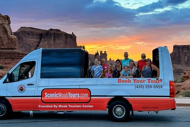 HIGHLY RATED Arches National Park Sightseeing Tour From Moab Utah - The Van Setup: 360° Panoramic Windows, Snacks, and AC