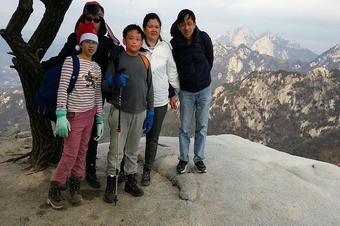 Hike and Explore the Wonder of Bukhansan National Park with hiking professional(including Lunch) - Lunch on the trail: Korean hiking meal, snacks, fruit, and water