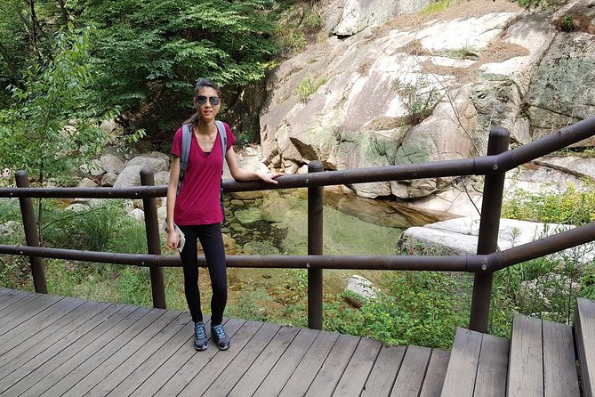 Hike and Explore the Wonder of Bukhansan National Park with hiking professional(including Lunch) - When to go: Bukhansan in each season