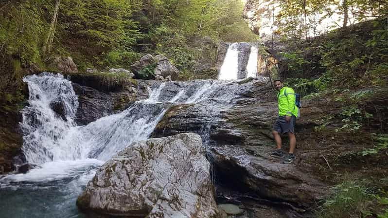 Hiking in Mt Olympus National Park - Crossing the Enipeas River and finding the waterfall