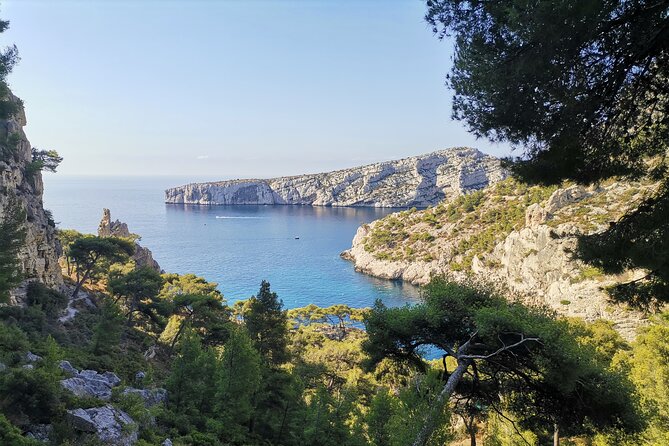 Hiking in the Calanques National park from Marseille - Snack breaks and picnic time: how the day actually feels