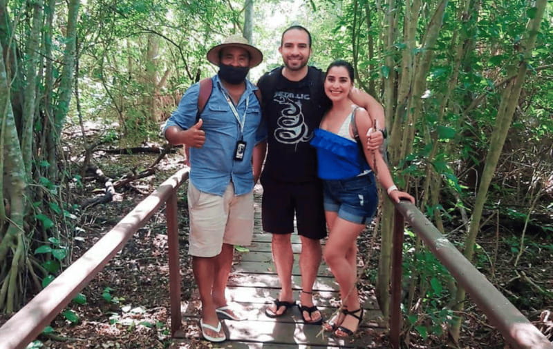 Huatulco: National Park Hiking and Snorkeling Tour - La Entrega Beach snorkeling: choose your level