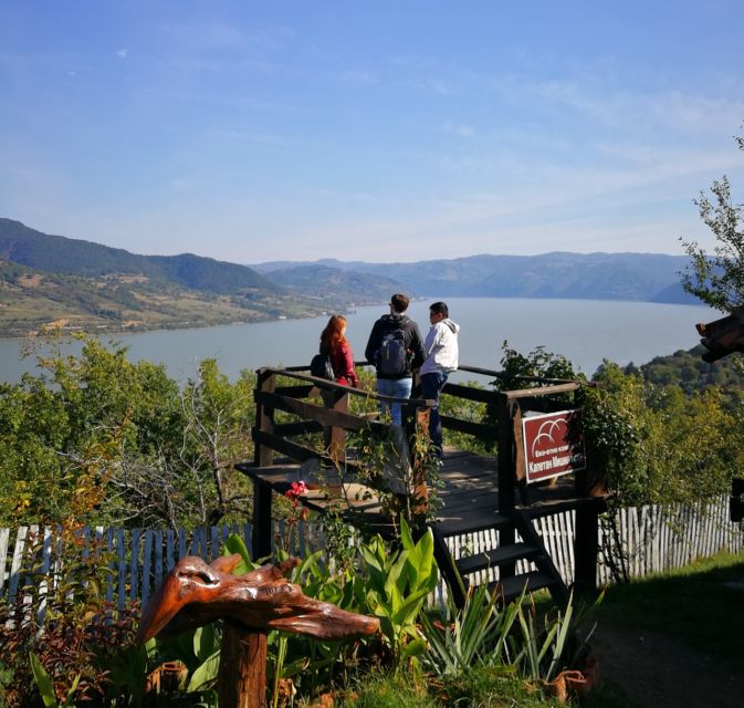 Iron Gate Tour: Golubac Fortress, Lepenski Vir+National Park - Price and value of a small-group full-day circuit from Belgrade