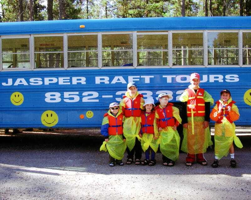 Jasper: Jasper National Park Easy 2-Hour Rafting Trip - Your guide’s role: rowing, narration, and making the group gel