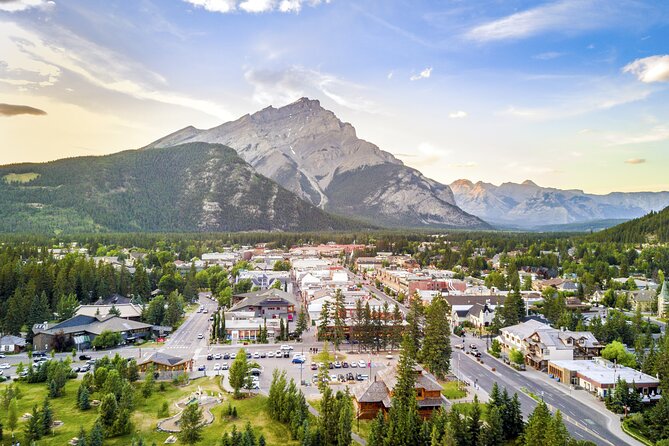 Jasper National Park Self-Guided Driving Audio Tour - Annette Lake: picnic tables, BBQ spots, and a relaxed pause