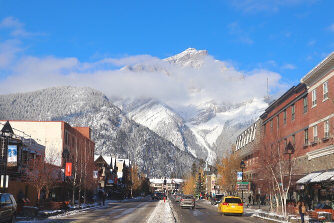 Johnston Canyon, Lake Louise & Banff: Small-Group Day Tour - Lake Louise and Castle Mountain: The Photo Stop That Feels Like the Point