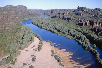 Kakadu National Park Cultural Experience + Scenic Flight - Ubirr rock art: where cultural meaning shows up on the walls