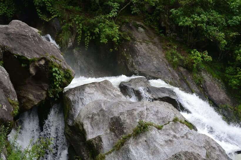 Kathmandu: Shivapuri National park Day Hiking - Budhanilkantha Temple: where the day gets its spiritual start