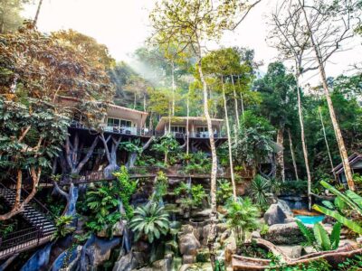 Khao Lak: Khao Sok National Park Overnight Treehouse Trip - Day 1 from Khao Lak: canoe, elephant bathing, and treehouse check-in