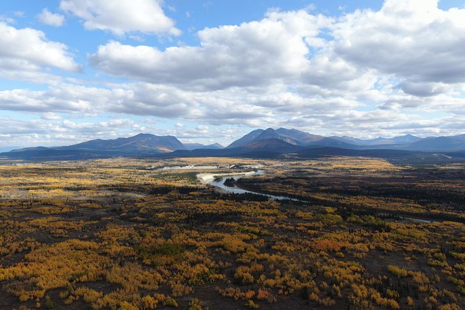 KLUANE NATIONAL PARK - Day-Trip from Whitehorse - Haines Junction: the town reset and Kathleen Lake time