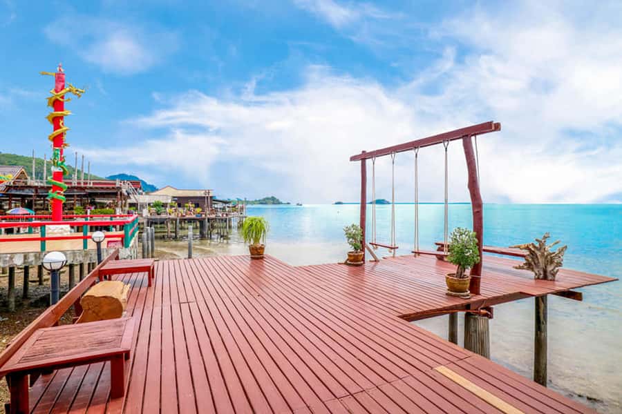 Ko Lanta: Old Town Sightseeing and National Park Tour - Koh Lanta Old Town: Wooden Shophouses and Everyday Local Life