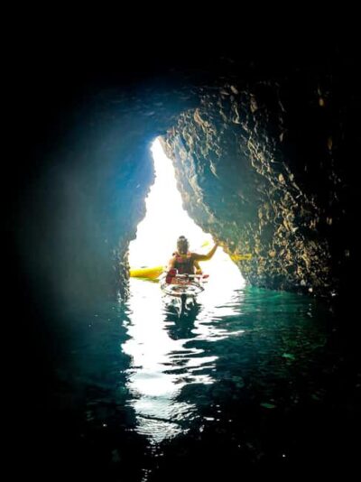 La Ciotat: Calanques National Park Guided Kayak Tour - Getting started at Duo Trail: the first 15 minutes matter