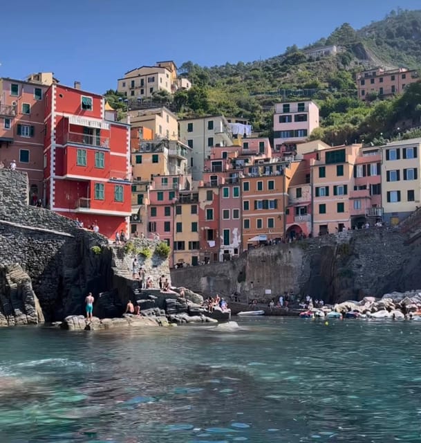 La Spezia: Cinque Terre National Park Boat Tour - What you’re actually eating and drinking onboard
