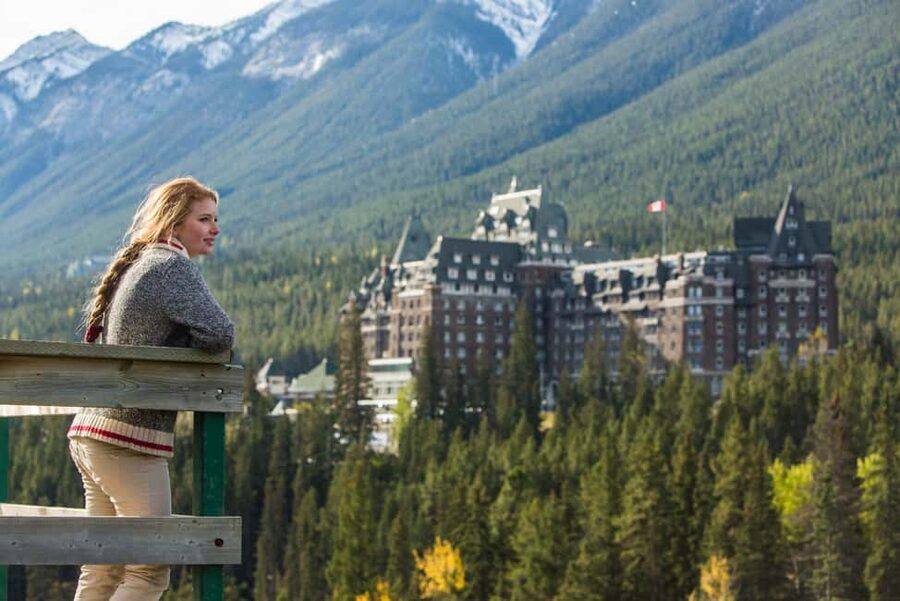 Lake Louise, Banff Gondola, & Yoho National Park 2 Day Tour - FAQ