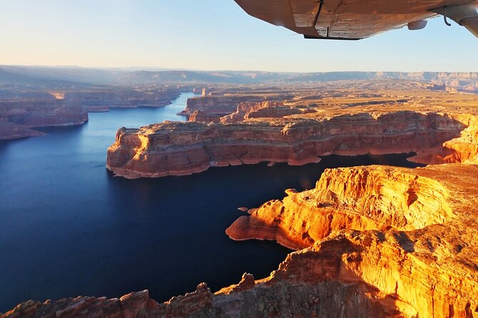 Lake Powell & Canyonlands National Park Scenic Charter - Horseshoe Bend: that 270-degree river turn