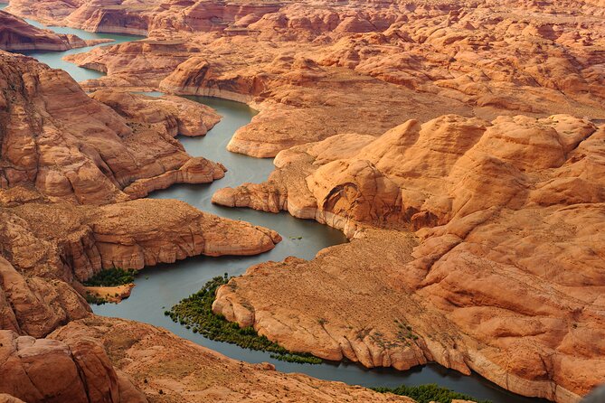 Lake Powell & Canyonlands National Park Scenic Charter - Rainbow Bridge: big dimensions you can actually picture