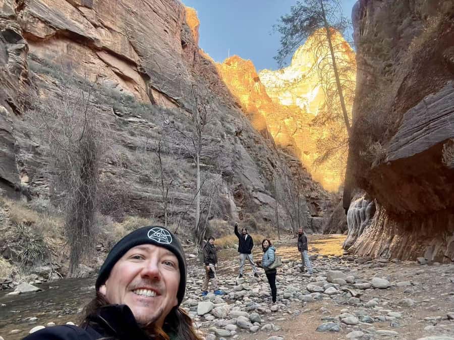 Las Vegas: Zion National Park Group Tour with Lunch - Getting There From Las Vegas: Pickup Times and the Long Day Reality