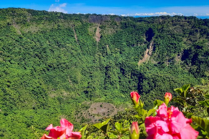 Layover tour San Salvador city and Volcano tour El Boqueron National Park - Airport handoff and departure tax exemption help at the start