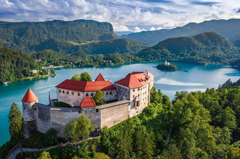 Ljubljana: Lake Bled & Triglav National Park Full-Day Trip - Meeting at Dalmatinova ulica and the Drive That Sets the Tone