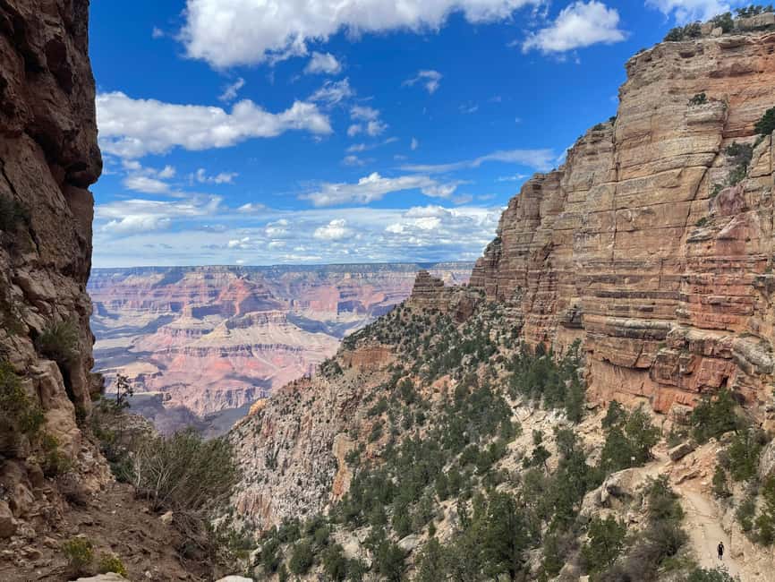 Los Angeles: 10-Day Yellowstone National Park Round Tour - Bryce Canyon to Arches: hoodoos, amphitheaters, and red-rock icons