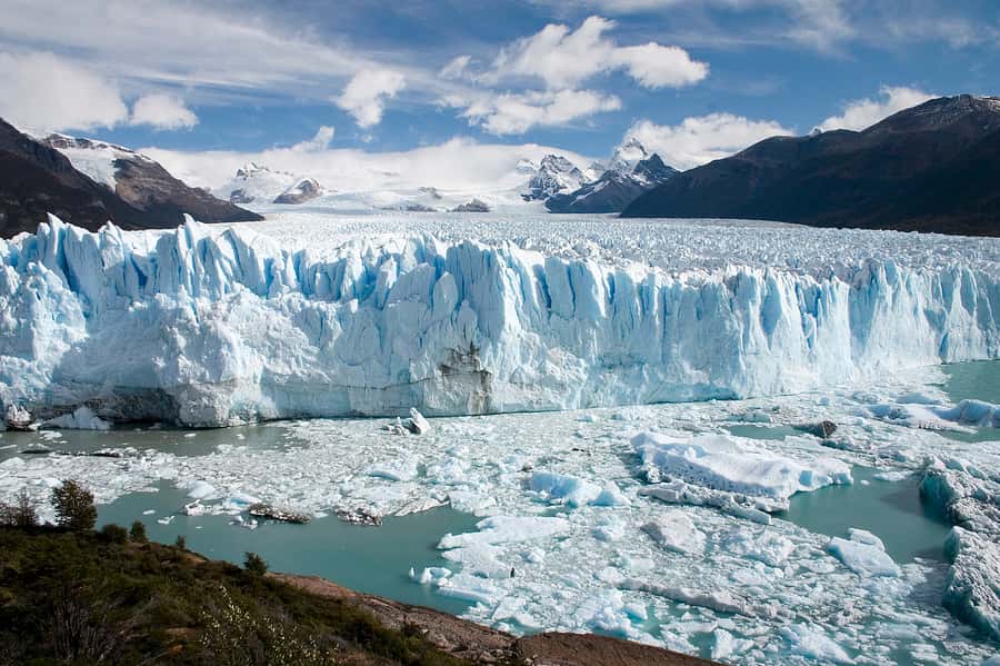 Los Glaciares National Park and Perito Moreno Glacier Tour - Optional navigation or boat views: when you want your glacier closer