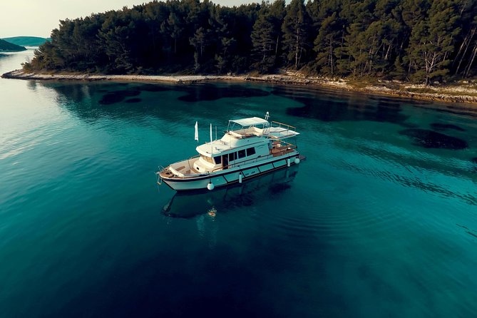 Mljet Island National park Yacht Excursion from Korcula Island - SUP on Mljet: fun time without the gear hassle