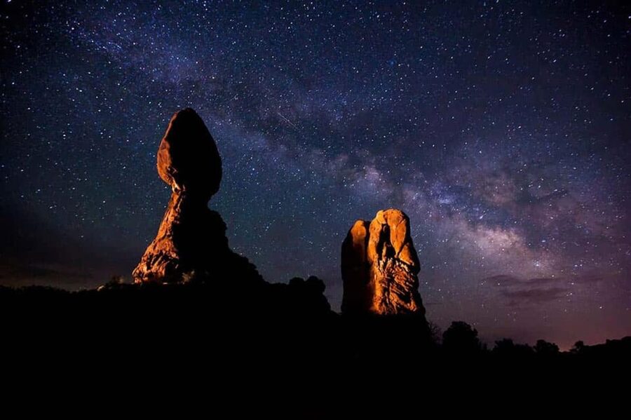 Moab: Arches National Park Morning Adventure Tour - Snacks, Water, and the Park Fee: Where the $124 Value Adds Up