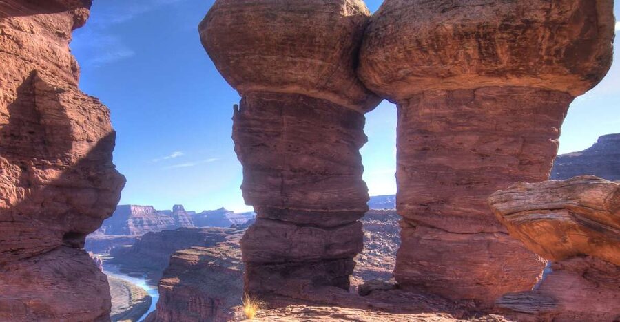 Moab: Canyonlands National Park 4x4 White Rim Tour - White Rim and Island in the Sky: why this tour feels like Canyonlands in chapters