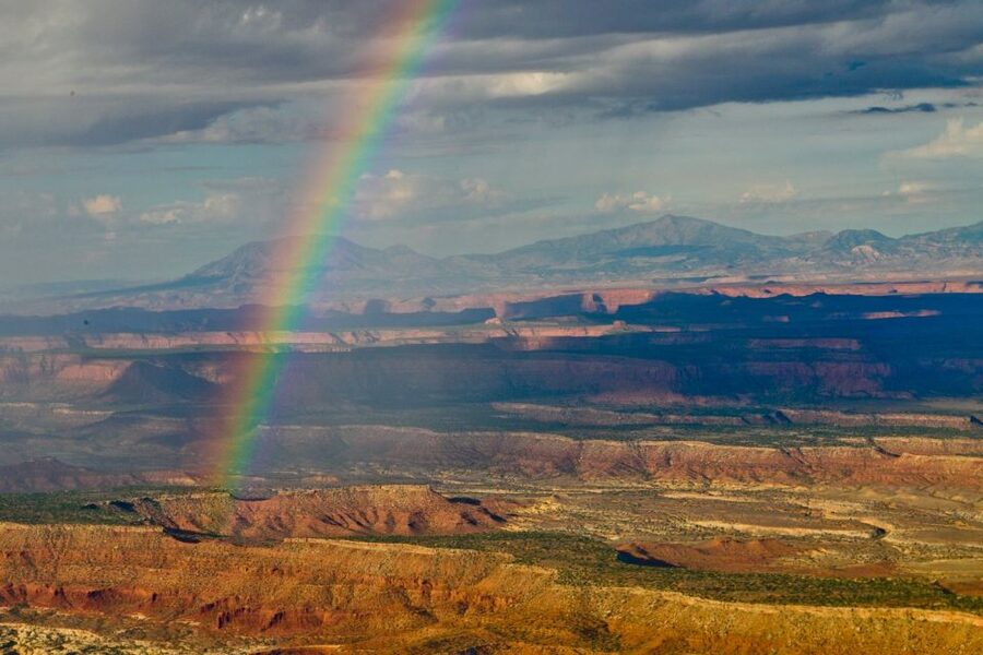 Moab: Canyonlands National Park Airplane Tour - Upheaval Dome: Seeing a Geologic Feature in One Glance