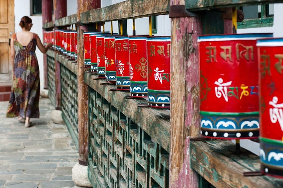 Mongolia: Genghis Khan Day Tour with Terelj National Park - Guide quality: what can make or break the day