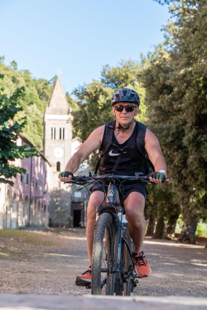 Monterosso al Mare: Cinque Terre National Park E-Bike Tour - Guides set the tone: patient teaching, smart pacing, and quick fixes