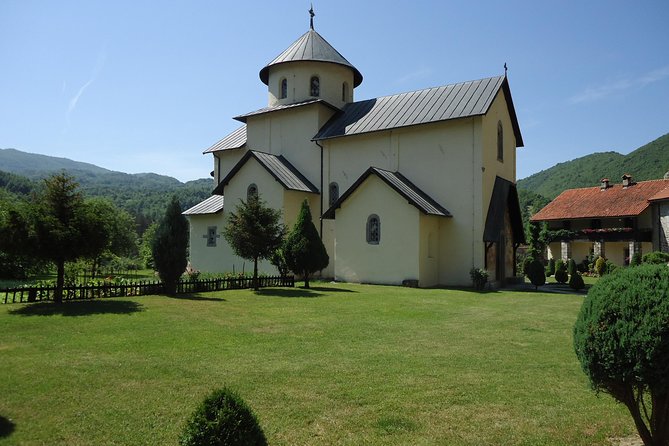 Moraca, Tara & Piva canyons with Durmitor national park - Tara River Canyon: time on the road with real breathing space